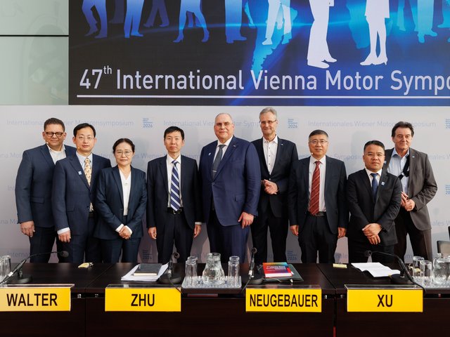 Image 17 of 22 – Gallery Mediendatenbank