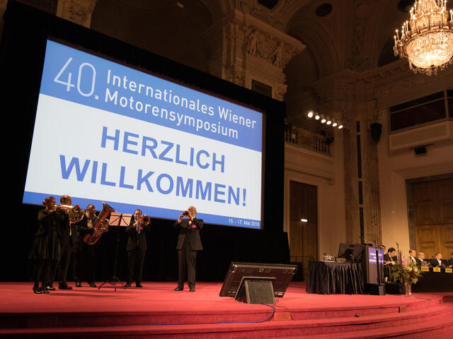 Bild 3 von 17 – Album strjrz