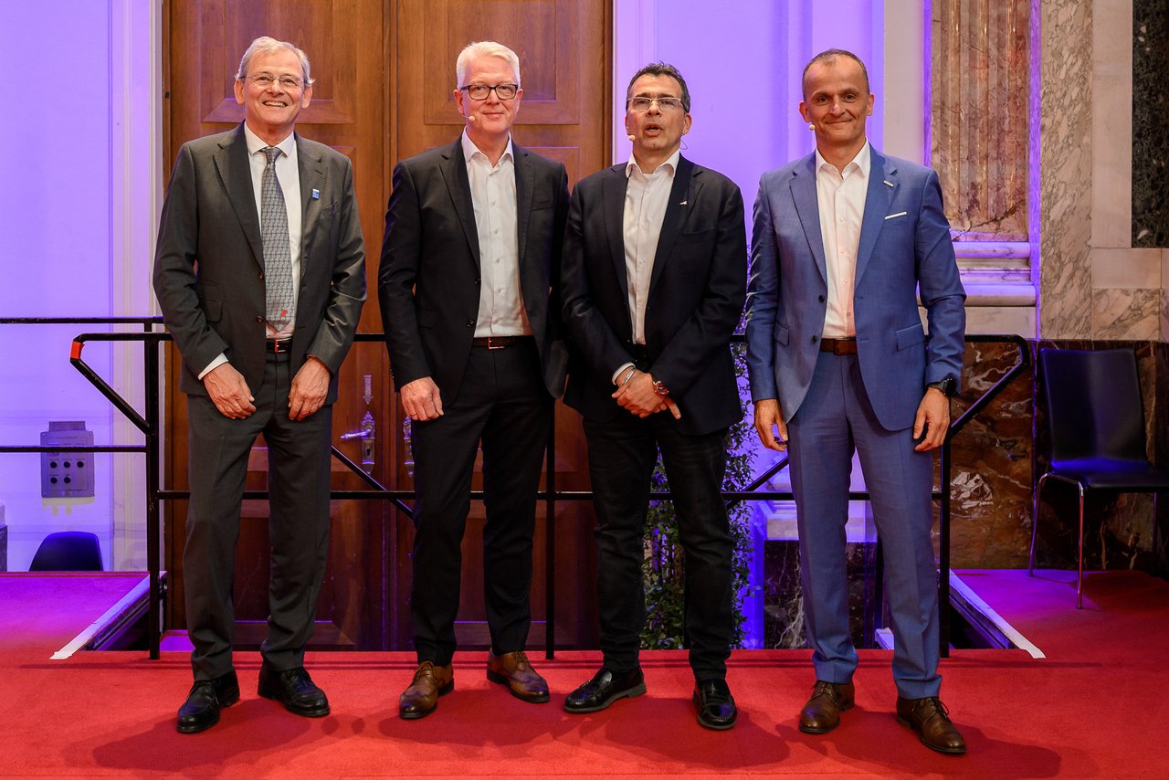 Bild 14 von 22 – Album Mediendatenbank