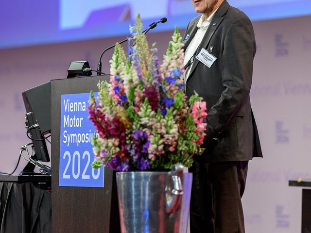 Image 16 of 22 – Gallery Mediendatenbank