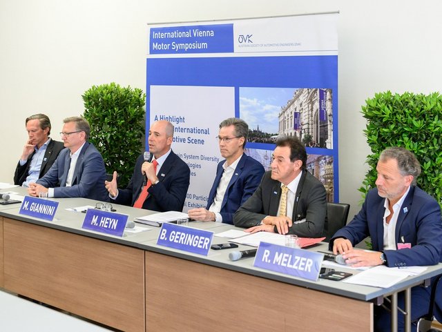 Bild 21 von 23 – Album Mediendatenbank