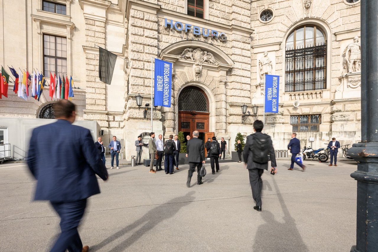 Bild 17 von 23 – Album Mediendatenbank